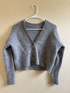 Lululemon Alpaca Wool-Blend Heather Gray Cropped V‑Neck Cardigan